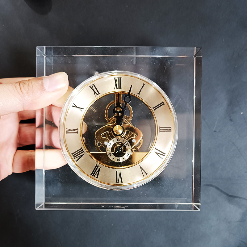 Orologio da Tavolo Silenzioso  - Accessories For Your Gaming Room recensione e prezzo
